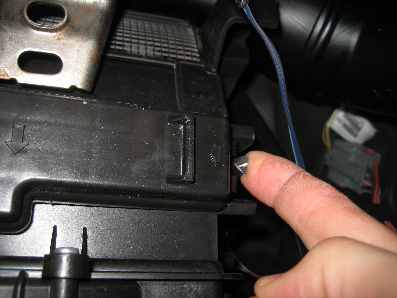 Dodge-Avenger-HVAC-Cabin-Air-Filter-Replacement-Guide-010