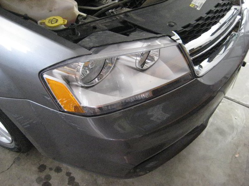 DodgeAvengerHeadlightBulbsReplacementGuide001