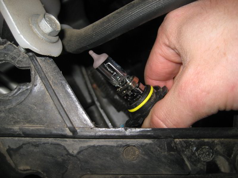 DodgeAvengerHeadlightBulbsReplacementGuide005