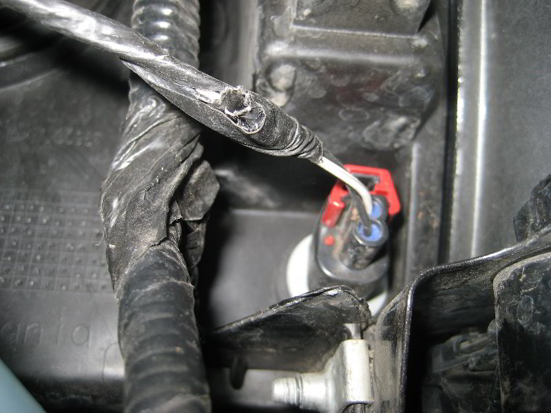 Dodge-Avenger-Headlight-Bulbs-Replacement-Guide-035