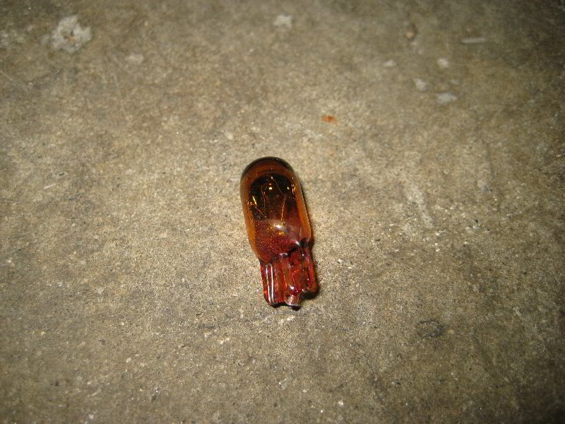 Dodge-Avenger-Headlight-Bulbs-Replacement-Guide-037