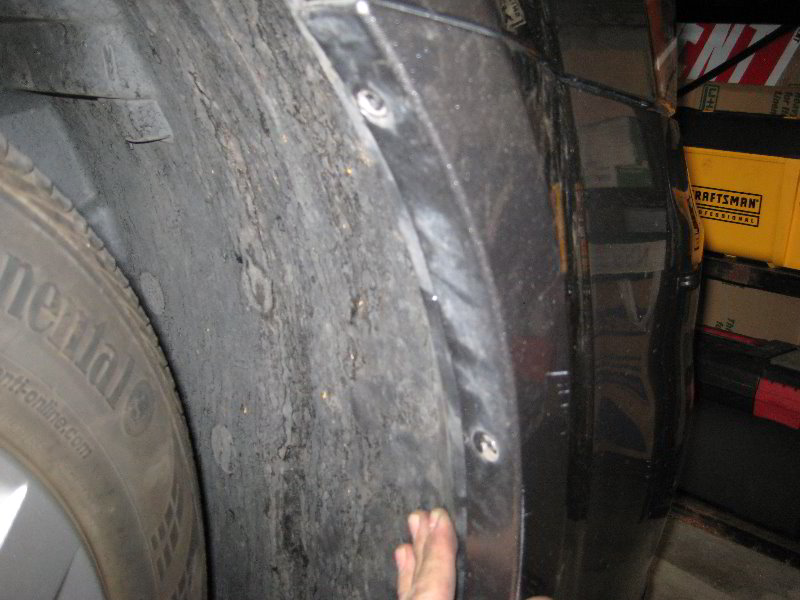 Dodge-Avenger-Headlight-Bulbs-Replacement-Guide-039