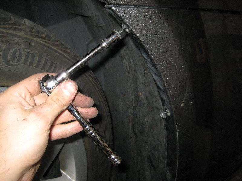 Dodge-Avenger-Headlight-Bulbs-Replacement-Guide-042