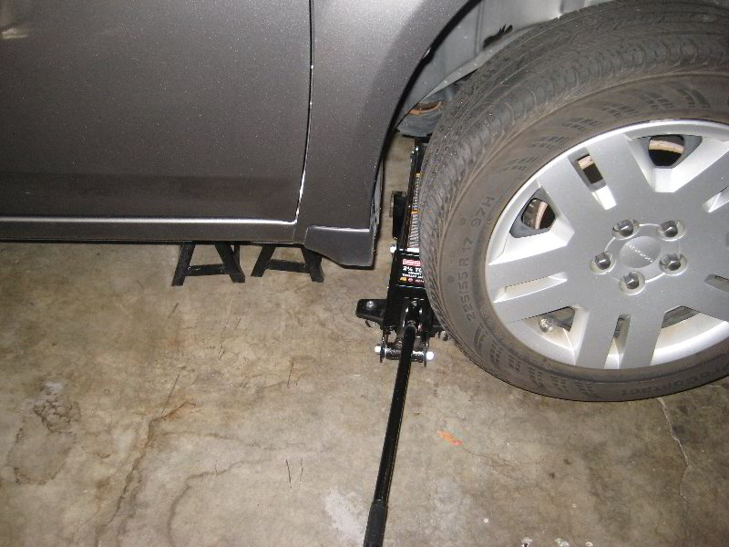 Dodge-Avenger-I4-Engine-Oil-Change-Guide-004