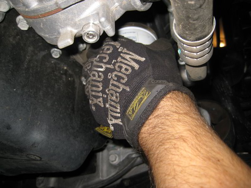 Dodge-Avenger-I4-Engine-Oil-Change-Guide-015