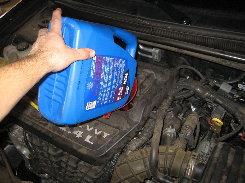 DodgeAvengerI4EngineOilChangeGuide018