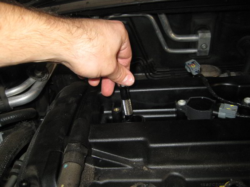 DodgeAvengerI4EngineSparkPlugsReplacementGuide018