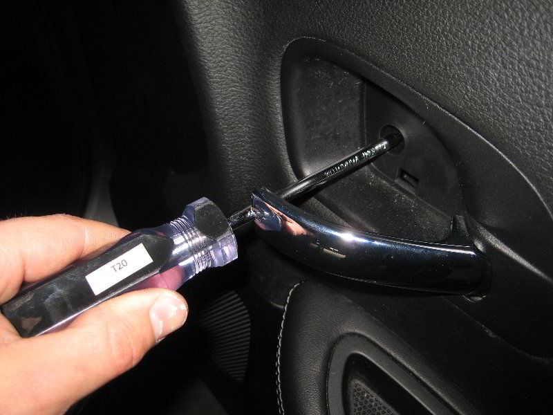 Dodge-Avenger-Interior-Door-Panel-Removal-Guide-008