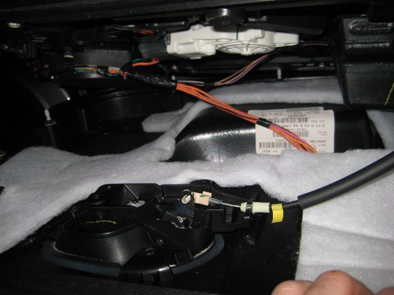 Dodge-Avenger-Interior-Door-Panel-Removal-Guide-020