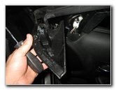 Dodge-Avenger-Interior-Door-Panel-Removal-Guide-014