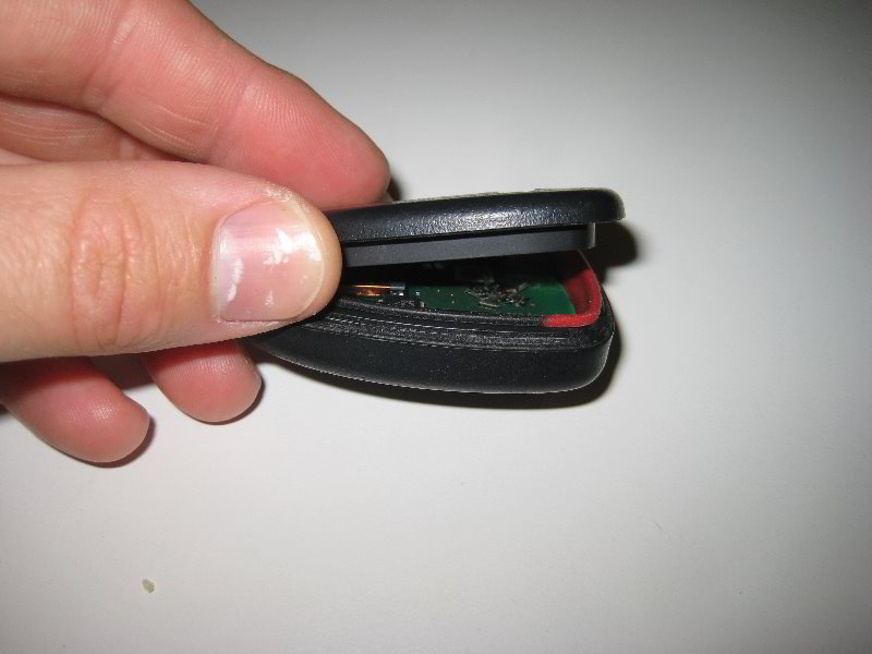 Dodge-Avenger-Key-Fob-Battery-Replacement-Guide-013