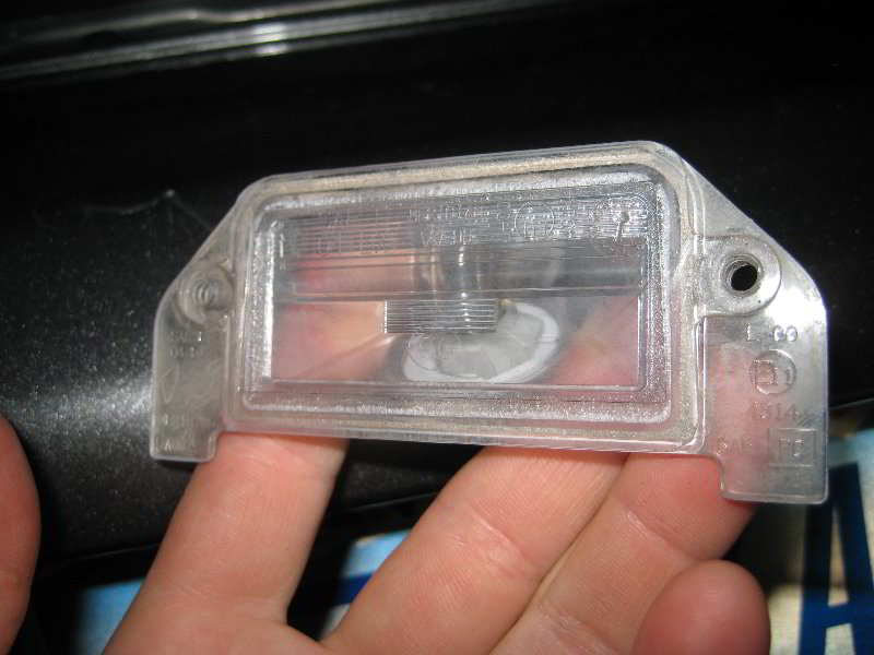 Dodge-Avenger-License-Plate-Light-Bulb-Replacement-Guide-007