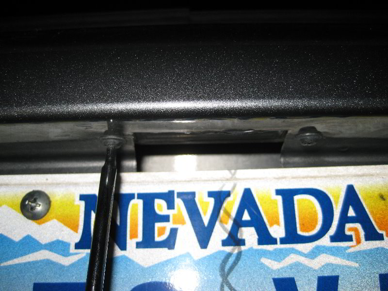 Dodge-Avenger-License-Plate-Light-Bulb-Replacement-Guide-017