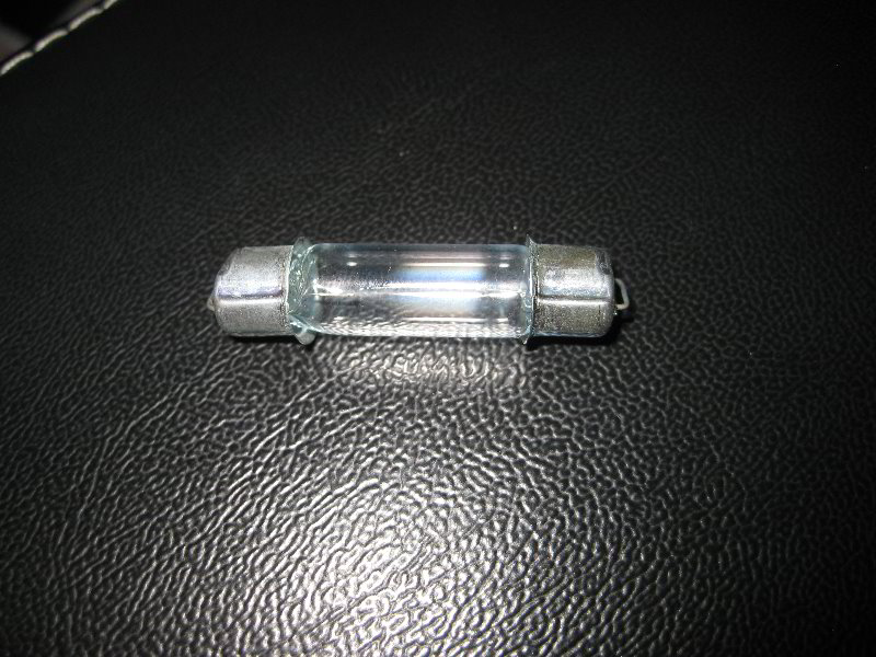 Dodge-Avenger-Map-Light-Bulbs-Replacement-Guide-007