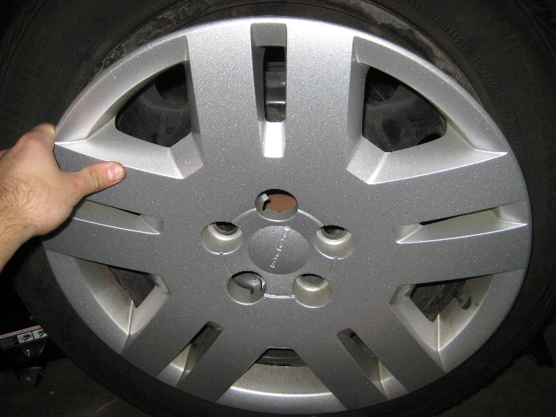 Dodge-Avenger-Rear-Disc-Brake-Pads-Replacement-Guide-006