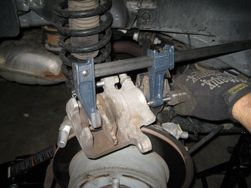 Dodge-Avenger-Rear-Disc-Brake-Pads-Replacement-Guide-019