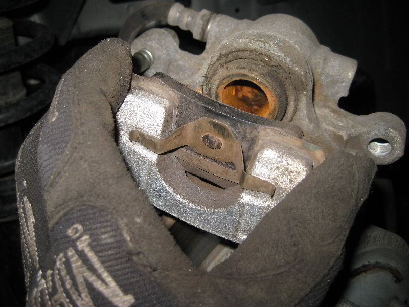 Dodge-Avenger-Rear-Disc-Brake-Pads-Replacement-Guide-022