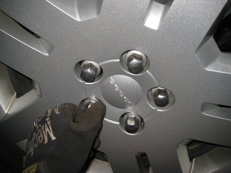 Dodge-Avenger-Rear-Disc-Brake-Pads-Replacement-Guide-032