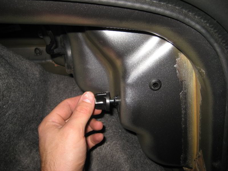 DodgeAvengerReverseTailLightBulbReplacementGuide027