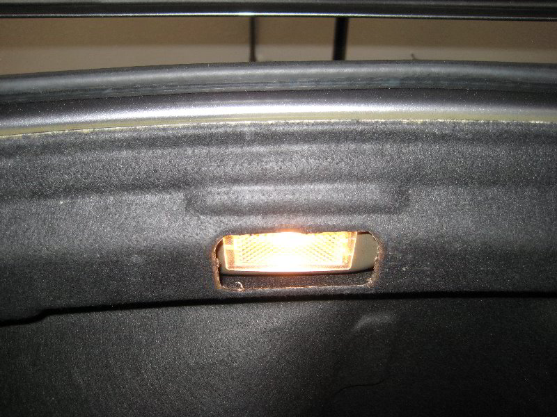 Dodge-Avenger-Trunk-Light-Bulb-Replacement-Guide-001