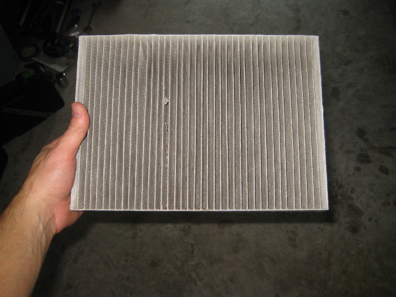 Dodge-Challenger-Cabin-Air-Filter-Replacement-Guide-011