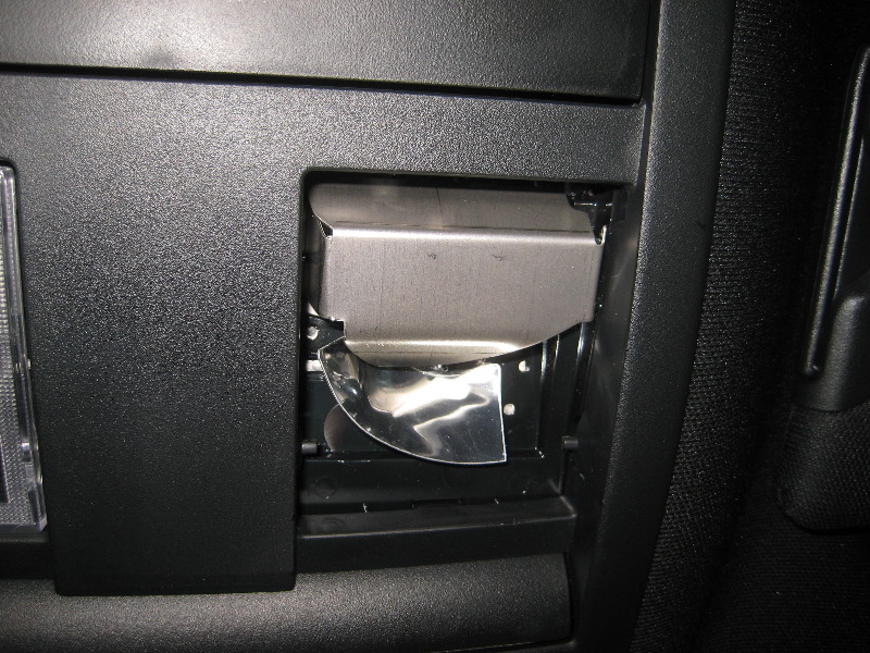Dodge-Challenger-Map-Light-Bulbs-Replacement-Guide-005