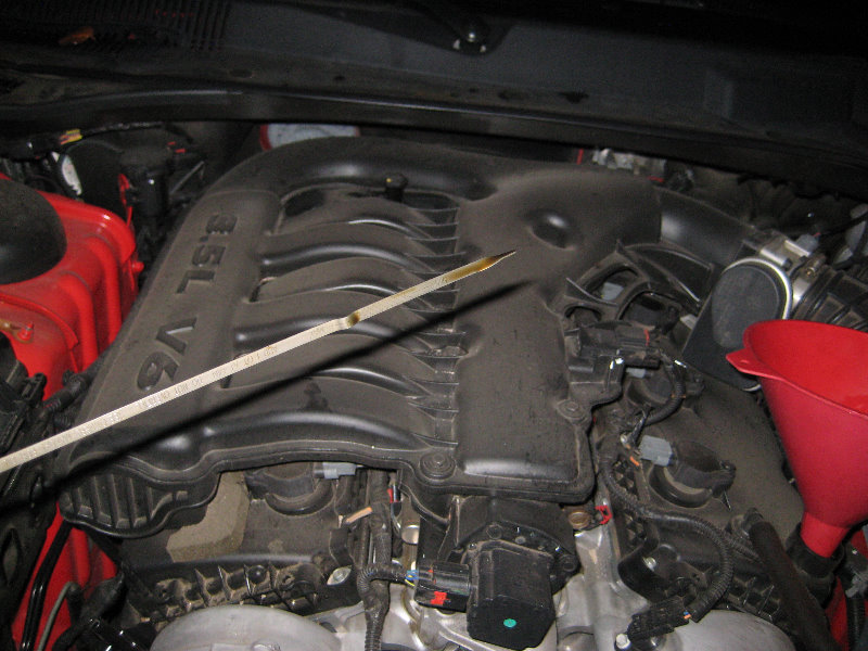 Dodge-Charger-3-5-L-V6-Engine-Oil-and-Filter-Change-Guide-019