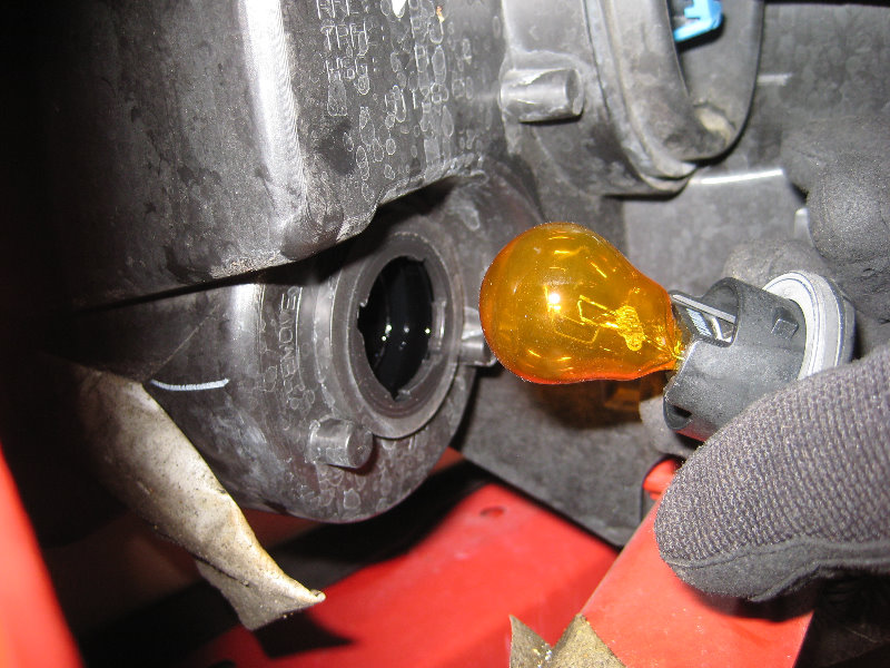 DodgeChargerHeadlightBulbsReplacementGuide009