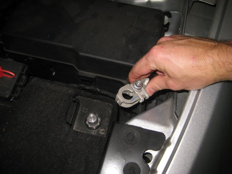 Dodge-Dart-12V-Car-Battery-Replacement-Guide-003