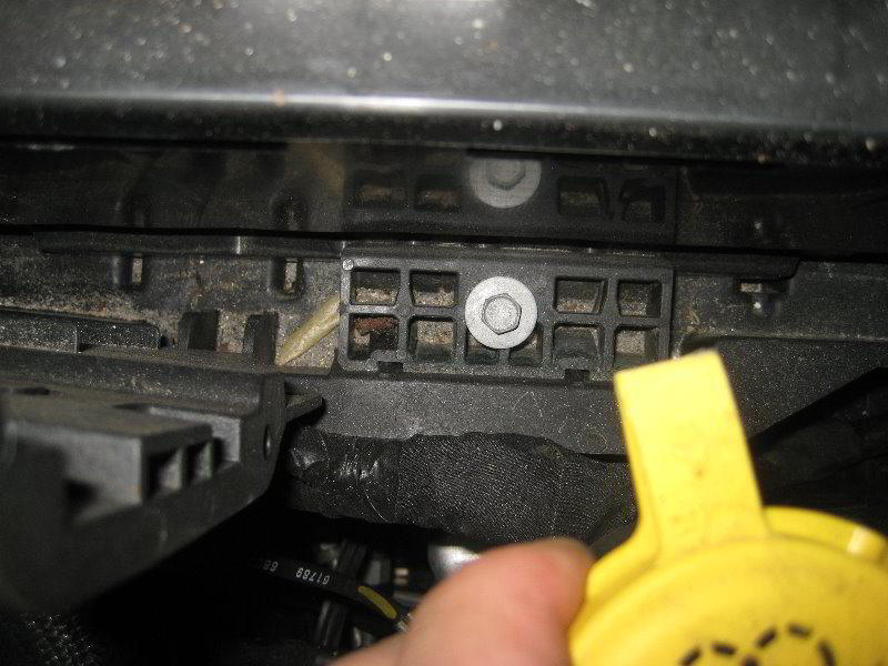 Dodge-Dart-12V-Car-Battery-Replacement-Guide-011