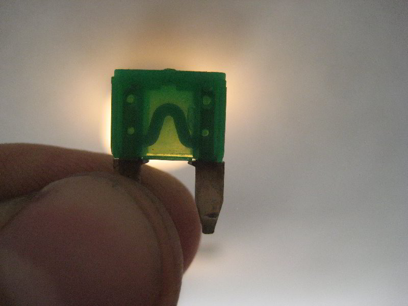 Dodge-Dart-Electrical-Fuses-Replacement-Guide-009