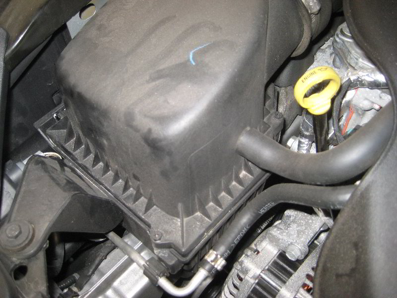 Dodge-Dart-Tigershark-Engine-Air-Filter-Replacement-Guide-002