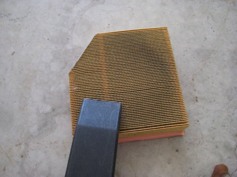 Dodge-Dart-Tigershark-Engine-Air-Filter-Replacement-Guide-013