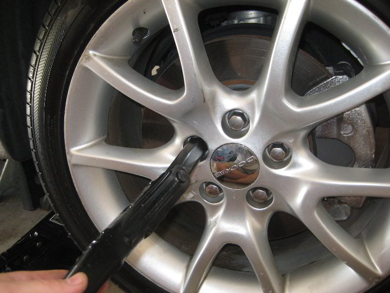 Dodge-Dart-Front-Brake-Pads-Replacement-Guide-004