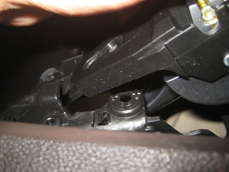 Dodge-Dart-Interior-Door-Panel-Removal-Guide-027