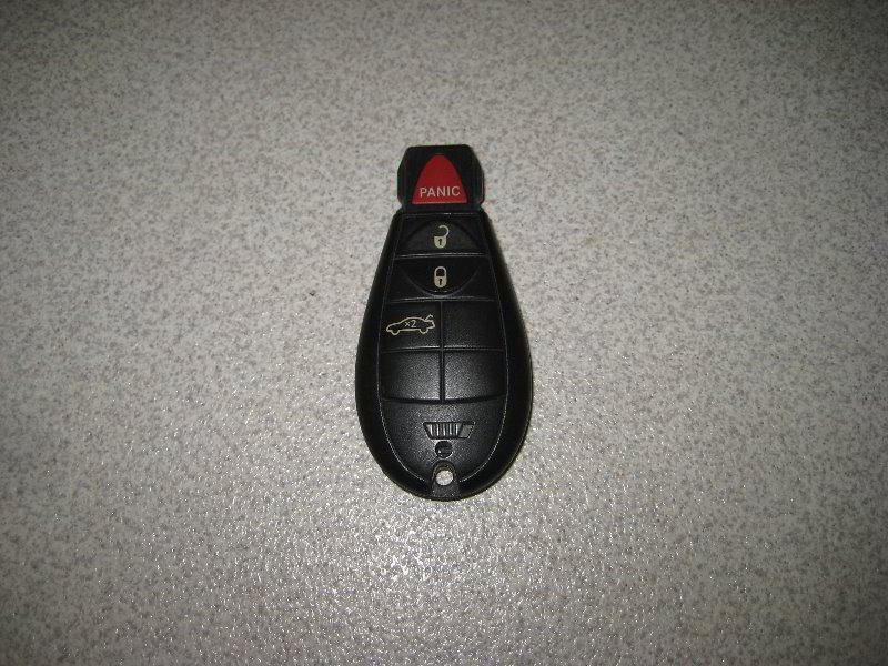 Dodge-Dart-Key-Fob-Battery-Replacement-Guide-001