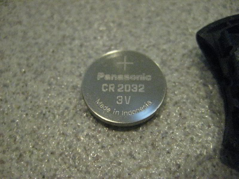 DodgeDartKeyFobBatteryReplacementGuide010