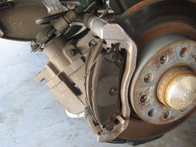 Dodge-Dart-Rear-Disc-Brake-Pads-Replacement-Guide-015