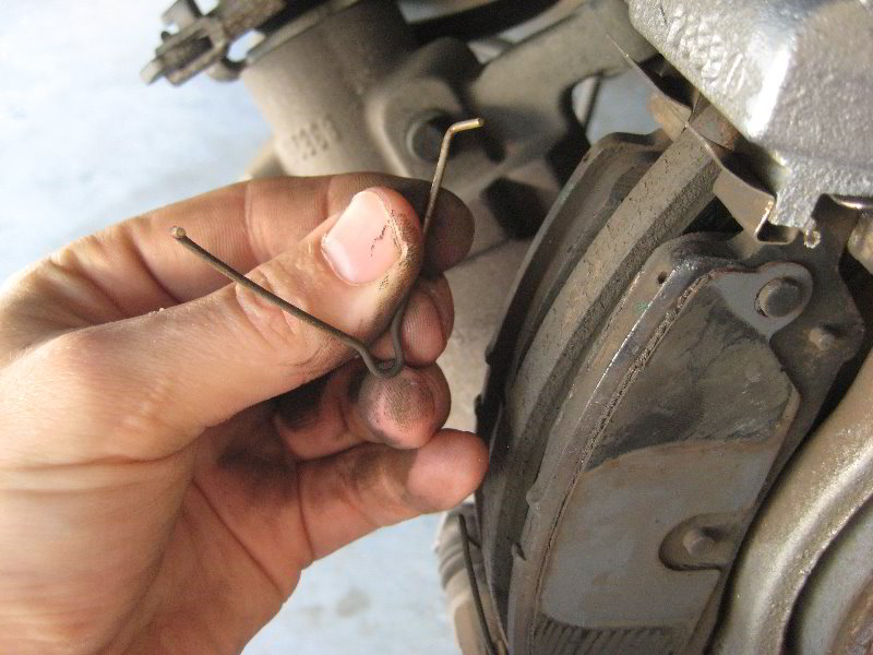 Dodge-Dart-Rear-Disc-Brake-Pads-Replacement-Guide-016