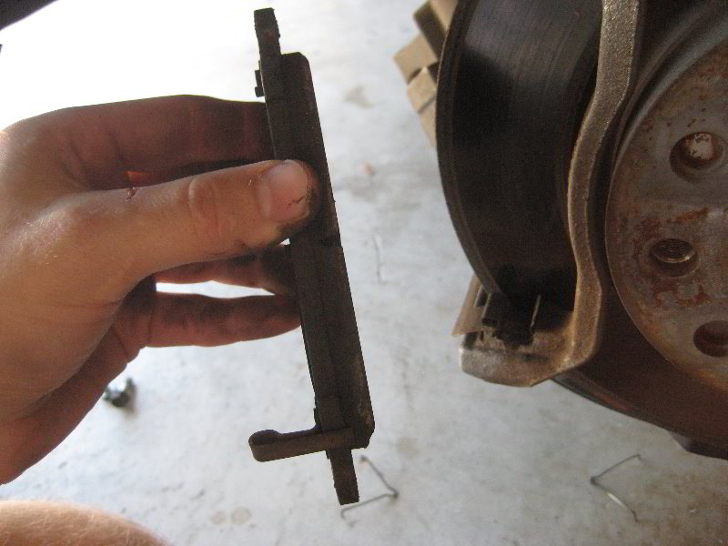Dodge-Dart-Rear-Disc-Brake-Pads-Replacement-Guide-018