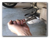 Dodge-Dart-Rear-Disc-Brake-Pads-Replacement-Guide-008