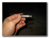 Dodge-Durango-Front-Disc-Brake-Pads-Replacement-Guide-014