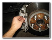 Dodge-Durango-Front-Disc-Brake-Pads-Replacement-Guide-041