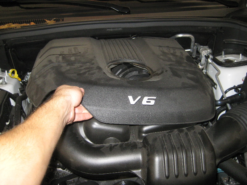 Dodge-Durango-Pentastar-V6-Engine-Oil-Change-Filter-Replacement-Guide-015