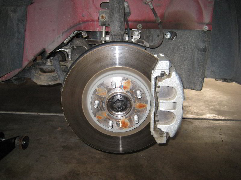 Dodge-Journey-Front-Brake-Pads-Replacement-Guide-006