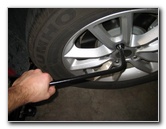Dodge-Journey-Front-Brake-Pads-Replacement-Guide-002