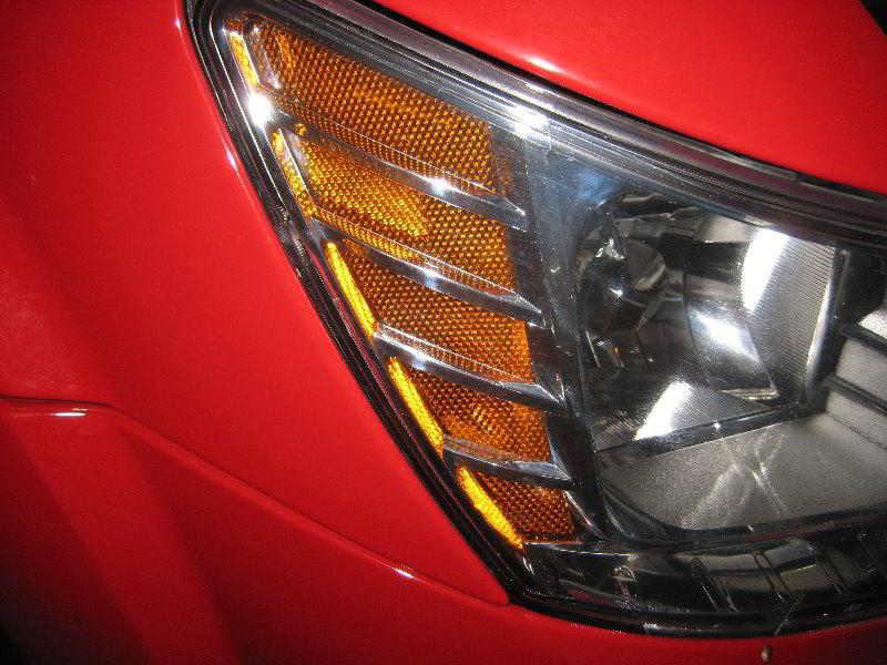 Dodge-Journey-Headlight-Bulbs-Replacement-Guide-023