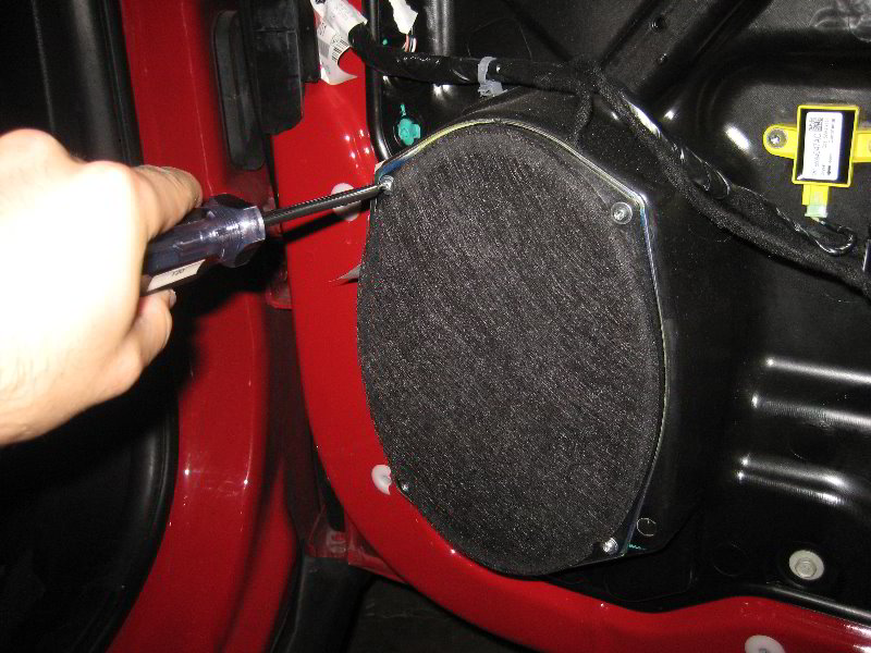 Dodge-Journey-Interior-Door-Panel-Removal-Guide-022