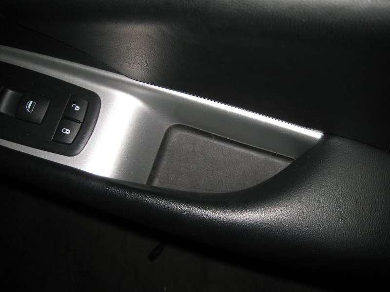 Dodge-Journey-Interior-Door-Panel-Removal-Guide-042