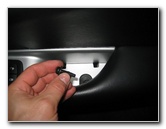 Dodge-Journey-Interior-Door-Panel-Removal-Guide-007